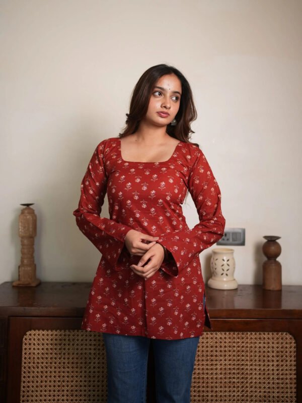 Women's Rust Red Printed Cotton Kurti